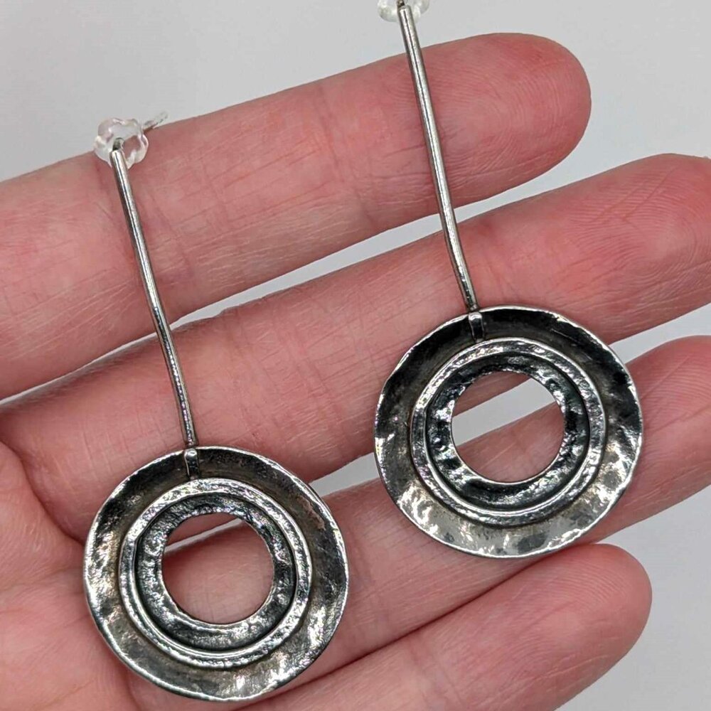 Silpada 925 Silver Long Earrings Oxidized Circle Hammered Brutalist Modern Drop
